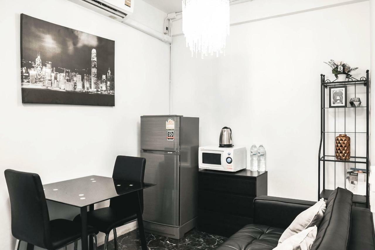 Yeehaa Hotel Бангкок Екстер'єр фото